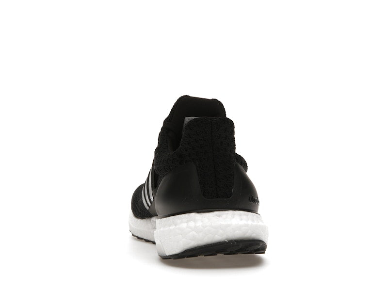 adidas Ultra Boost 5.0 DNA Core Black Beam Green