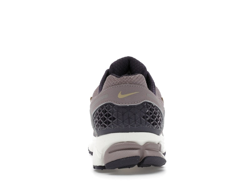 Nike Zoom Vomero 5 Platinum Violet