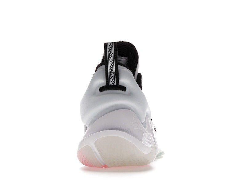 Nike Giannis Immortality White Clear