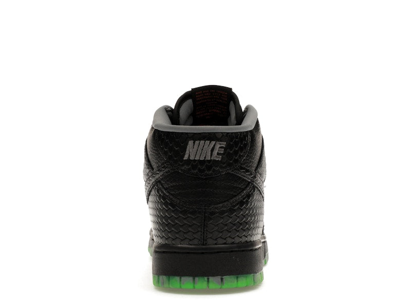 Nike Dunk Mid Premium Halloween Headless Horseman
