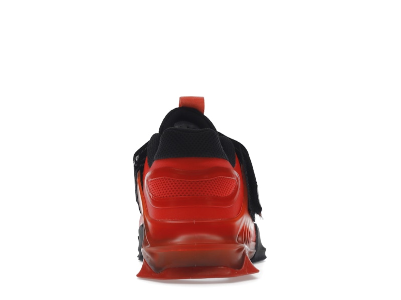 Nike Savaleos Chile Red