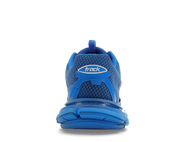 Track.3 Blue