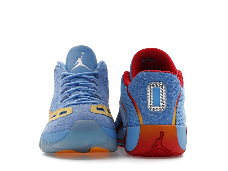 Jordan Tatum 4 & Jordan 11 Retro Low IE Jayson Tatum World Tour Pack