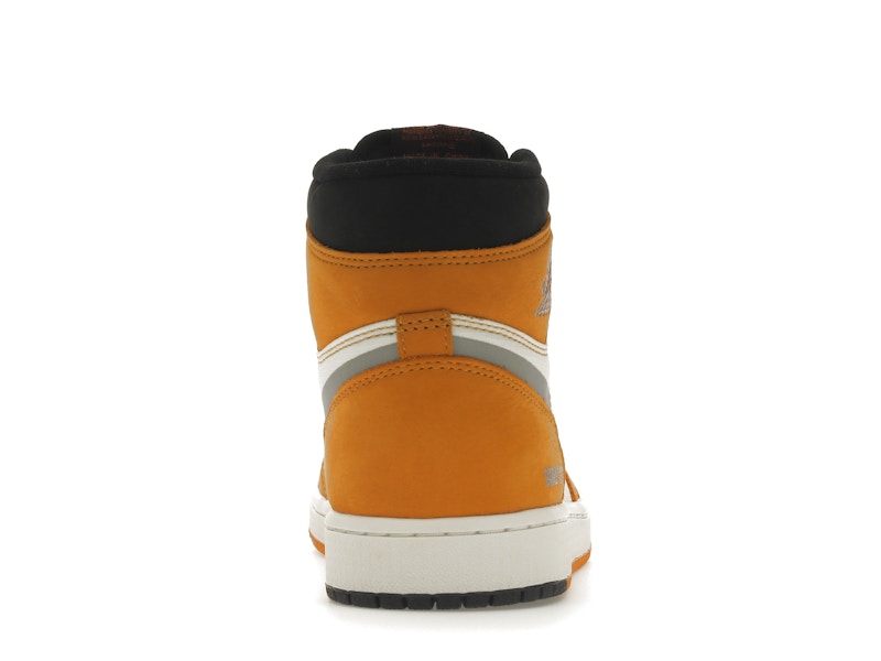 Jordan 1 Retro High Element Gore-Tex Light Curry