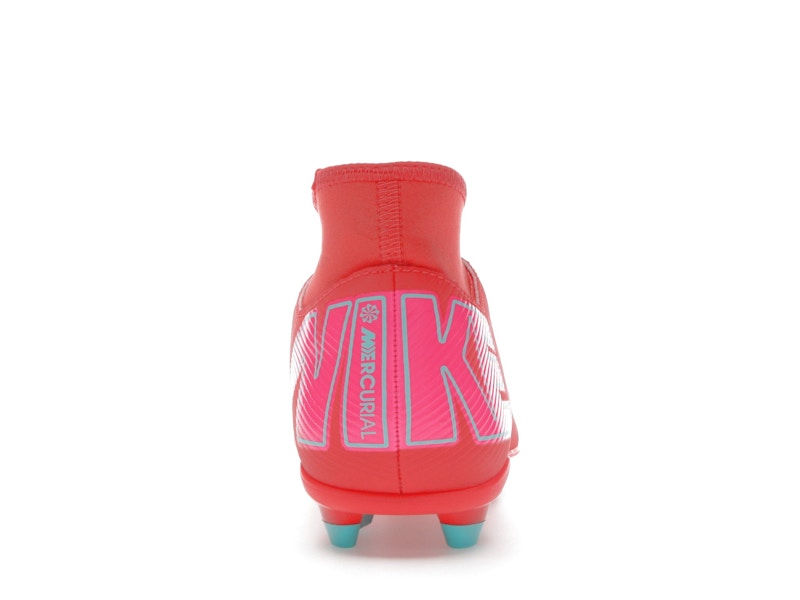 Nike Mercurial Superfly 10 Club MG Mad Energy Pack