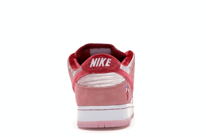 Nike SB Dunk Low StrangeLove Skateboards