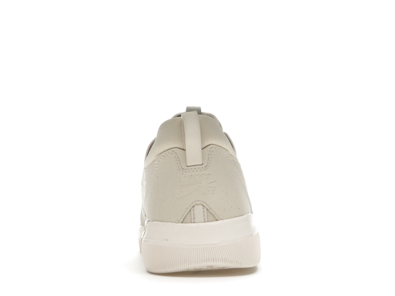 Nike SB Nyjah Free Beach