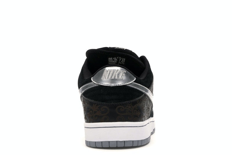 Nike SB Dunk Low Takashi 2