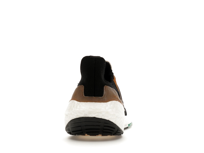 adidas Ultra Boost 22 Made with Nature Core Black Wonder Taupe