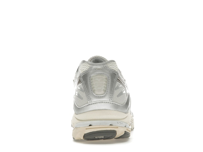 Mizuno Wave Rider 10 Metallic Snow White
