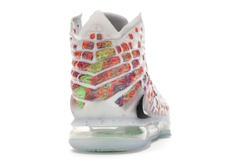 Nike LeBron 17 Air Command Force