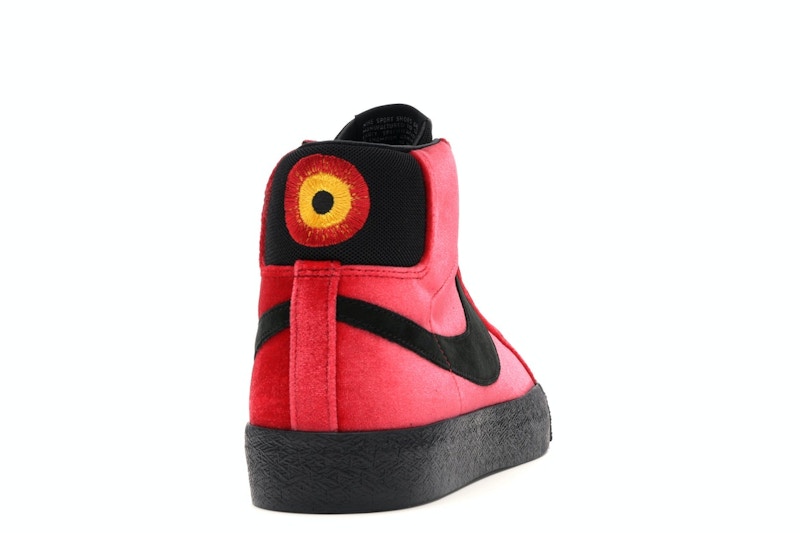 Nike SB Zoom Blazer Mid Kevin and Hell
