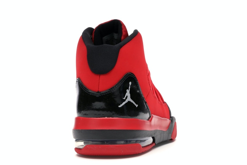 Jordan Max Aura Red Black