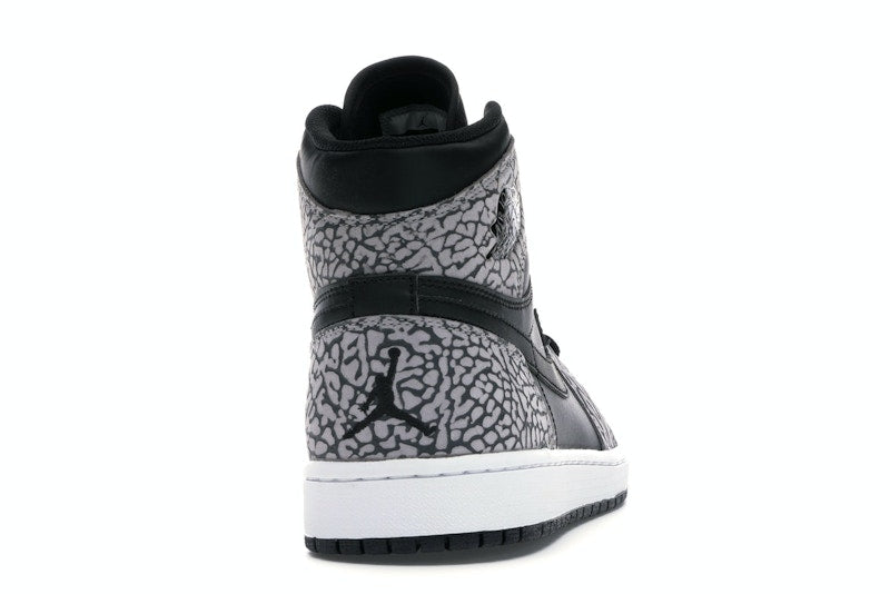 Jordan 1 Retro Un-Supreme
