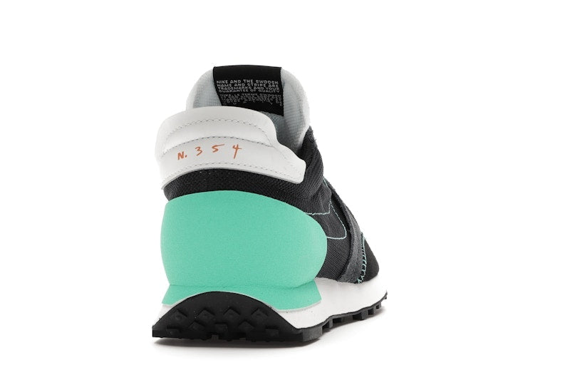 Nike Daybreak Type Black Menta