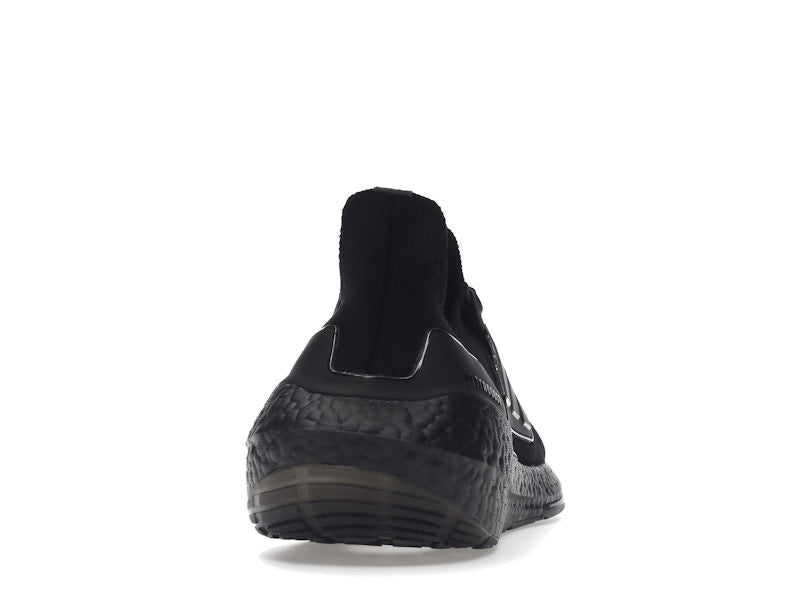 adidas Ultra Boost 22 Triple Black