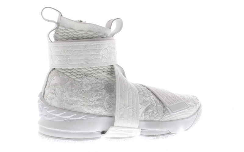 Nike LeBron 15 Lifestyle KITH City of Angels