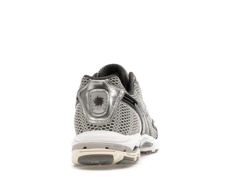 Mizuno Wave Rider 10 Flame Wave One Block Down Onyx