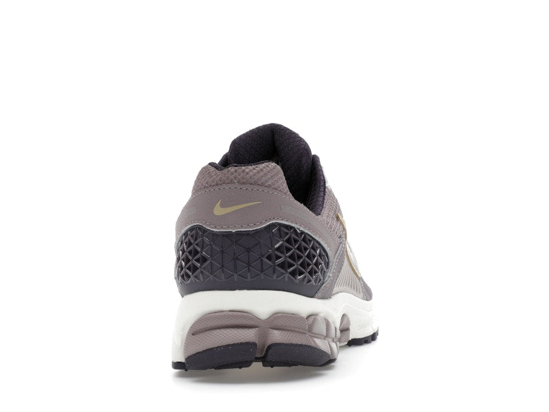 Nike Zoom Vomero 5 Platinum Violet