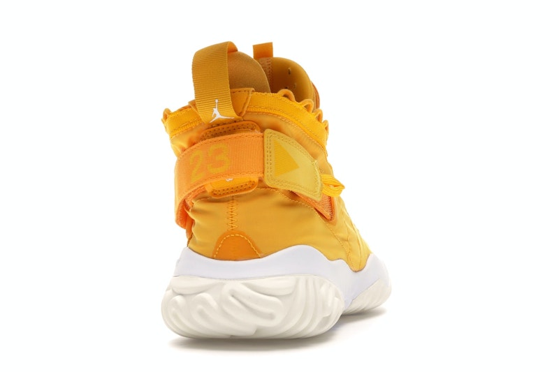 Jordan Proto React University Gold White