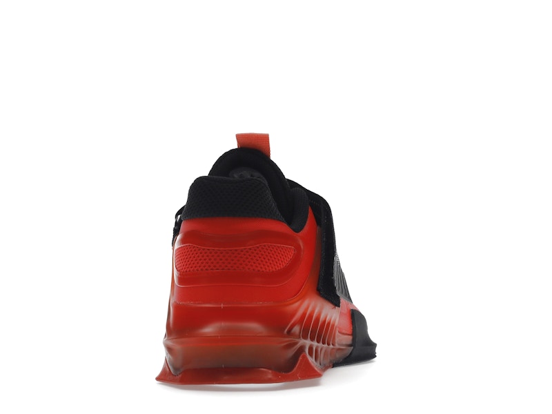 Nike Savaleos Chile Red