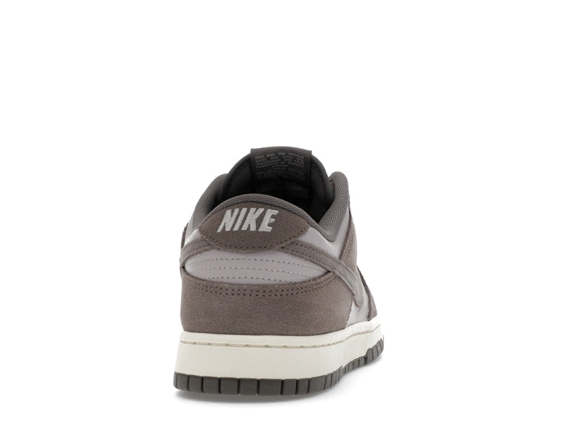 Nike Dunk Low SE Platinum Violet Cave Stone