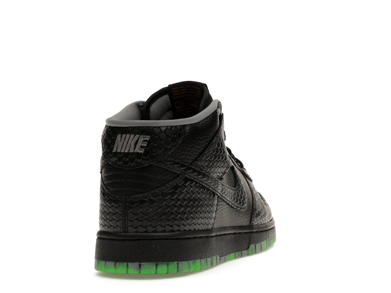 Nike Dunk Mid Premium Halloween Headless Horseman