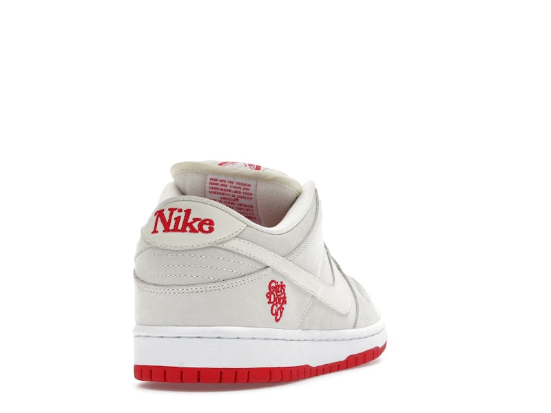 Nike SB Dunk Low Verdy Girls Don't Cry (Friends and Family)