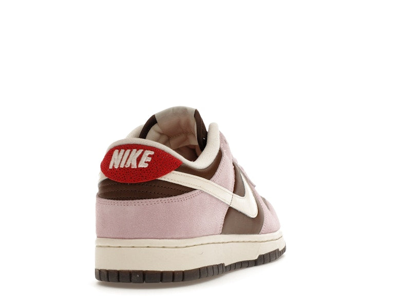 Nike Dunk Low Neapolitan (Women's)
