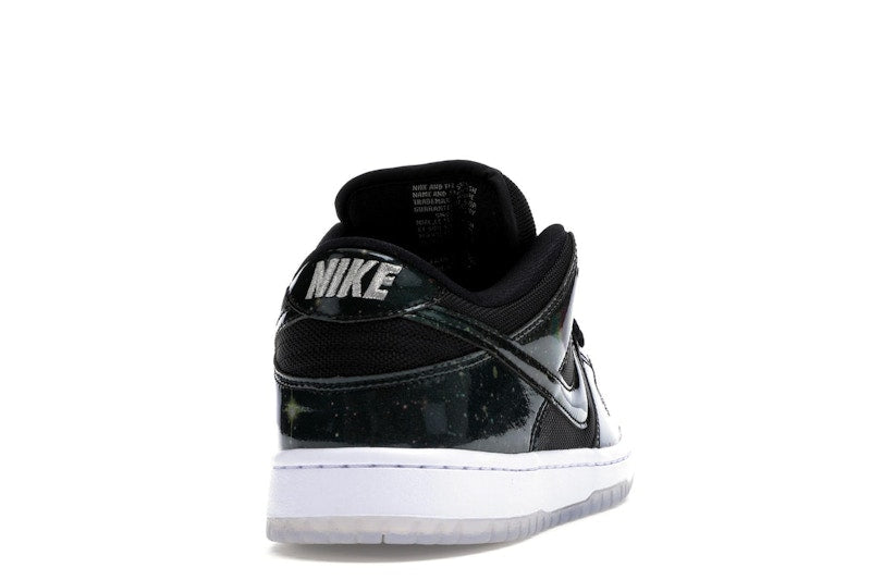 Nike SB Dunk Low 420 Intergalactic