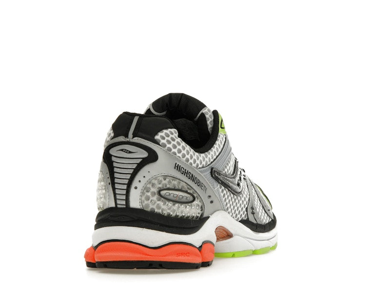 Saucony ProGrid Triumph 4 Highsnobiety Silver