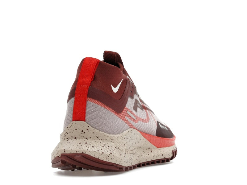 Nike React Pegasus Trail 4 Gore-Tex Diffused Taupe Dark Pony Sail Picante Red (Women's)