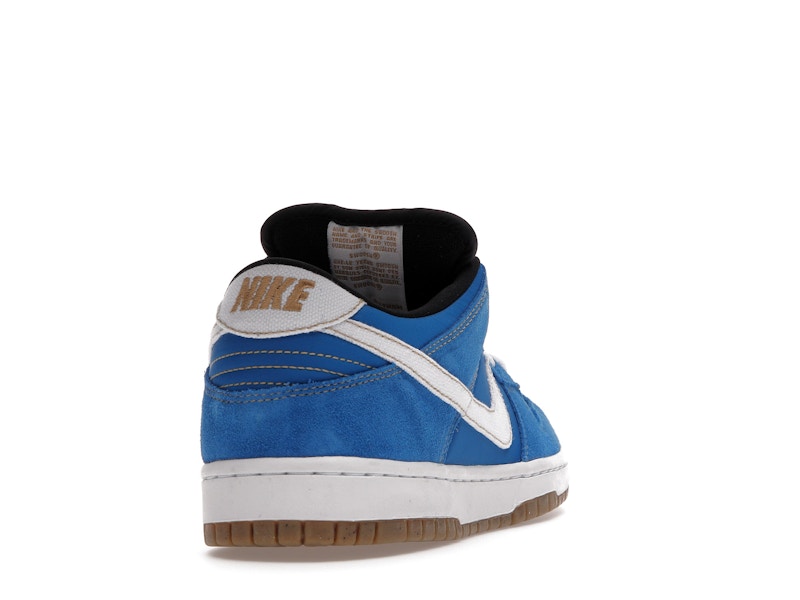 Nike SB Dunk Low Street Fighter Chun Li