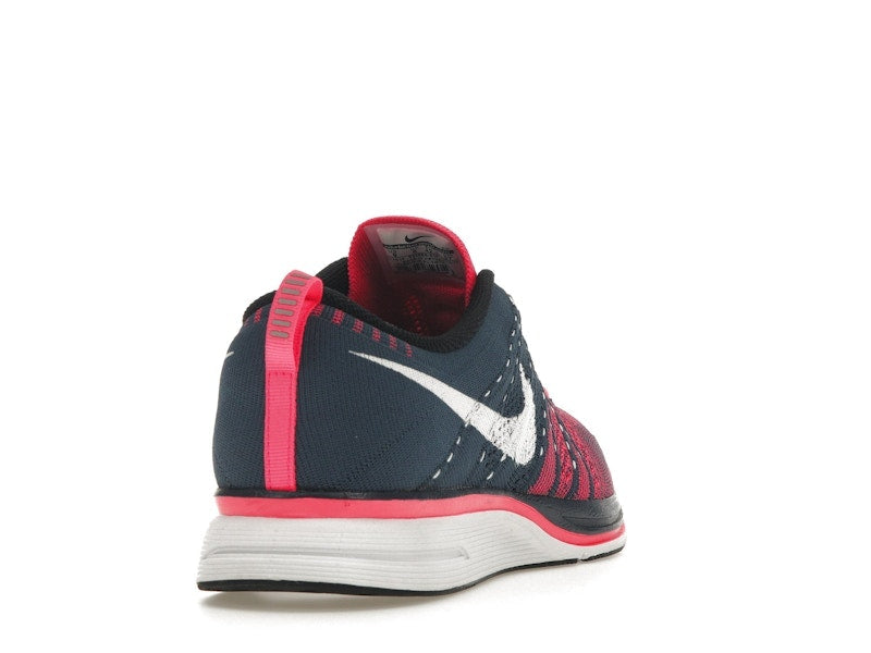 Nike Flyknit Trainer + Squadron Blue/White-Pink Flash