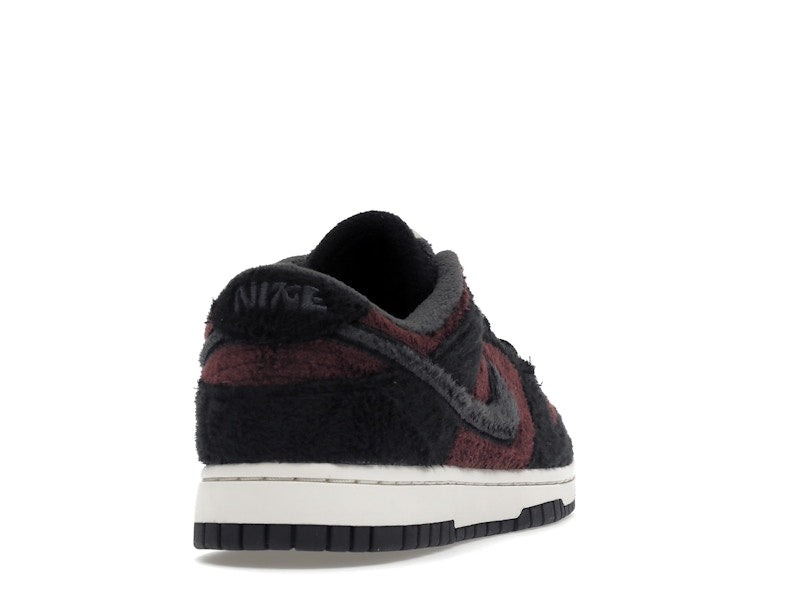Nike Dunk Low SE Fleece Pack Burgundy Crush (Women's)