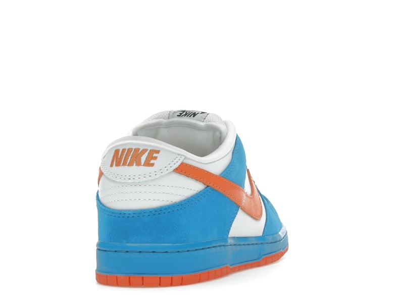 Nike SB Dunk Low Pro EMB (2006)
