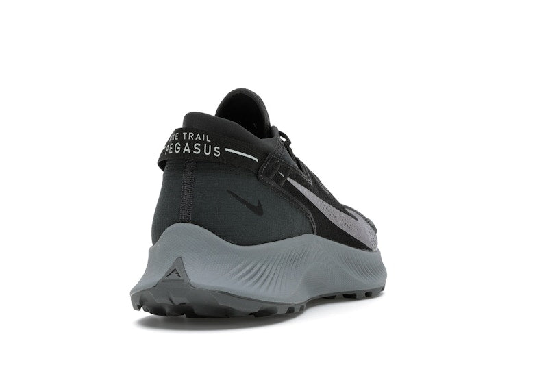 Nike Pegasus Trail 2 Black Dark Smoke Grey