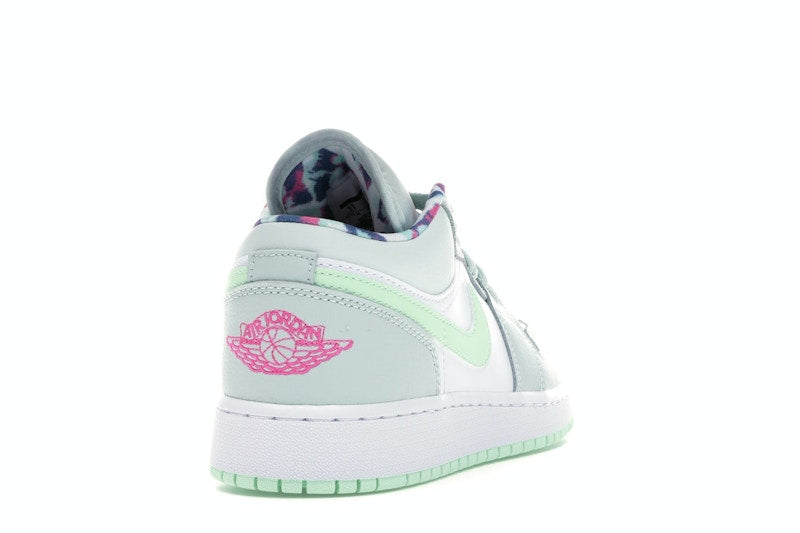 Jordan 1 Low Barely Grey Frosted Spruce (GS)