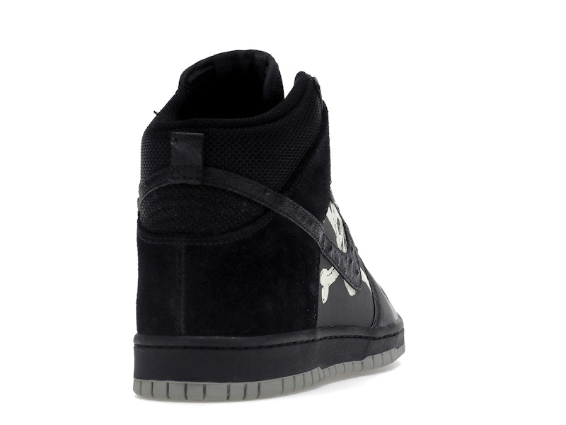 Nike Dunk High St. Pauli