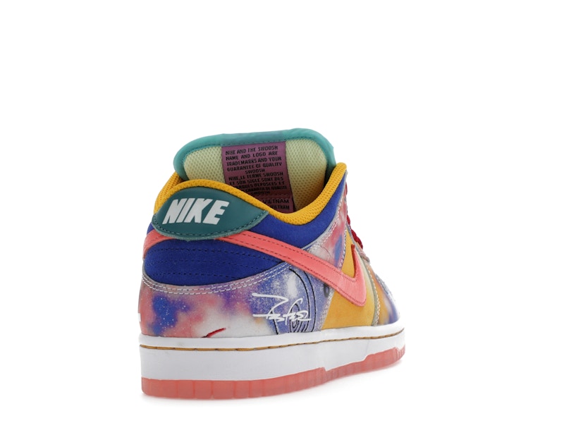 Nike SB Dunk Low Futura Laboratories Sunblush (Friends and Family)