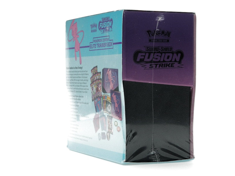 Pokémon TCG Sword & Shield Fusion Strike Pokémon Center Elite Trainer Box