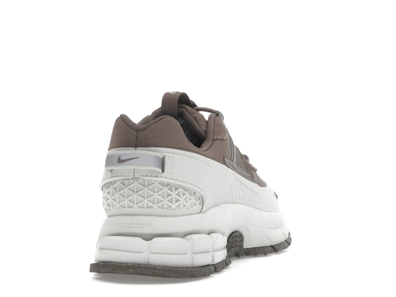 Nike Zoom Vomero 5 Roam Light Bone Mink Brown (Women's)