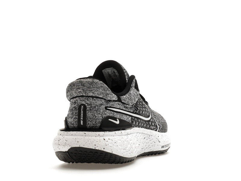 Nike ZoomX Invincible Run Flyknit 2 Oreo (Women's)