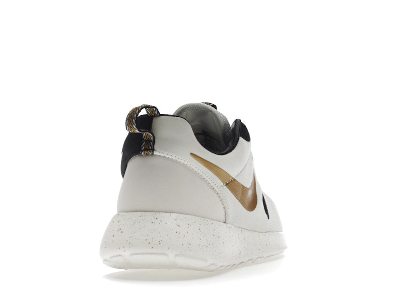 Nike Roshe Run Gold Trophy