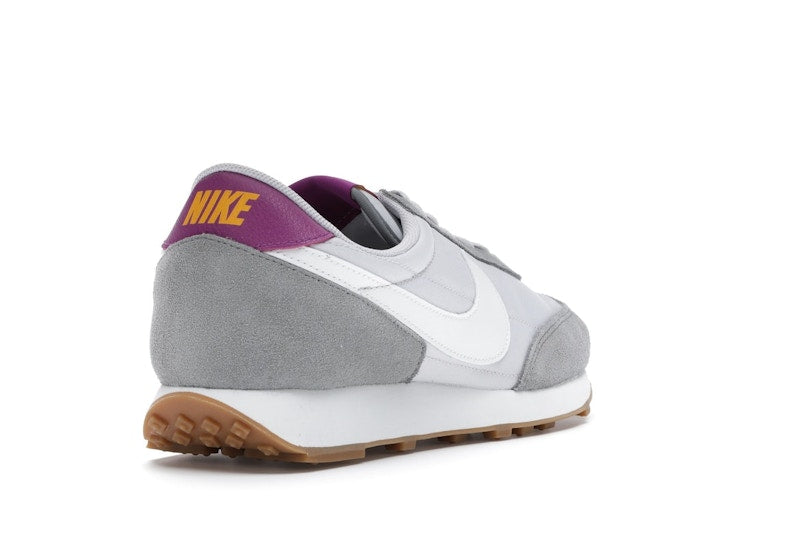 Nike Daybreak Particle Grey (Women's)