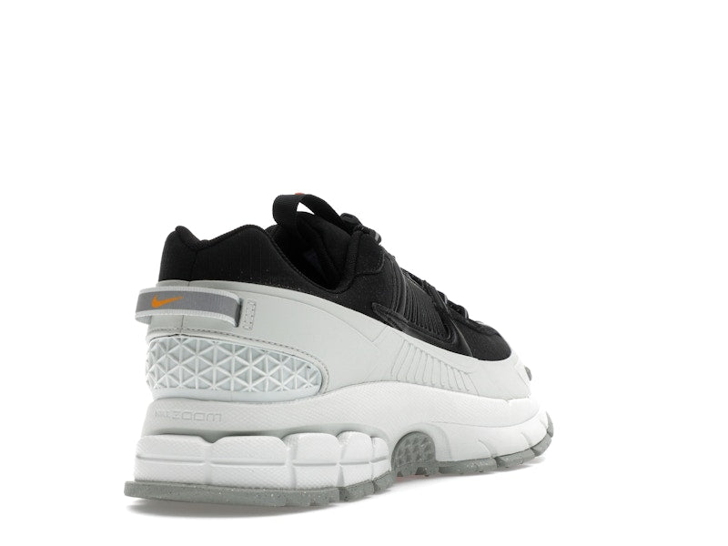 Nike Zoom Vomero 5 Roam Black Light Silver