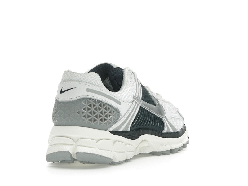 Nike Zoom Vomero 5 White Armory Navy (Women's)
