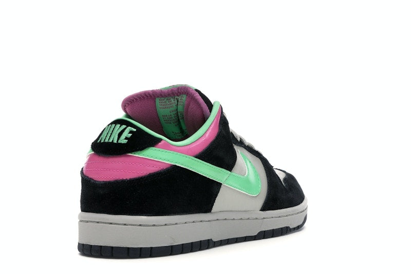 Nike SB Dunk Low Magnet Light Poison Green