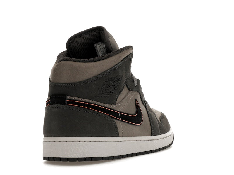 Jordan 1 Mid SE Night Stadium
