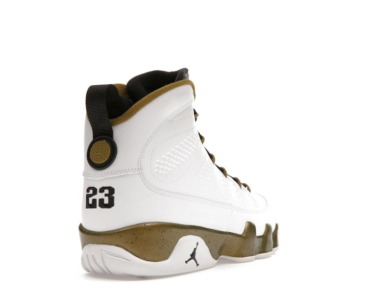 Jordan 9 Retro Statue